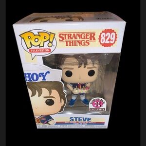 Vaulted Stranger Things Exclu Baskin Robbin’s 31 Flavors Steve w/Sundae Funko